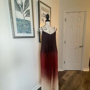 LIKE NEW BANANA REPUBLIC SATIN PLEATED MAXI DRESS-“MEDIUM”